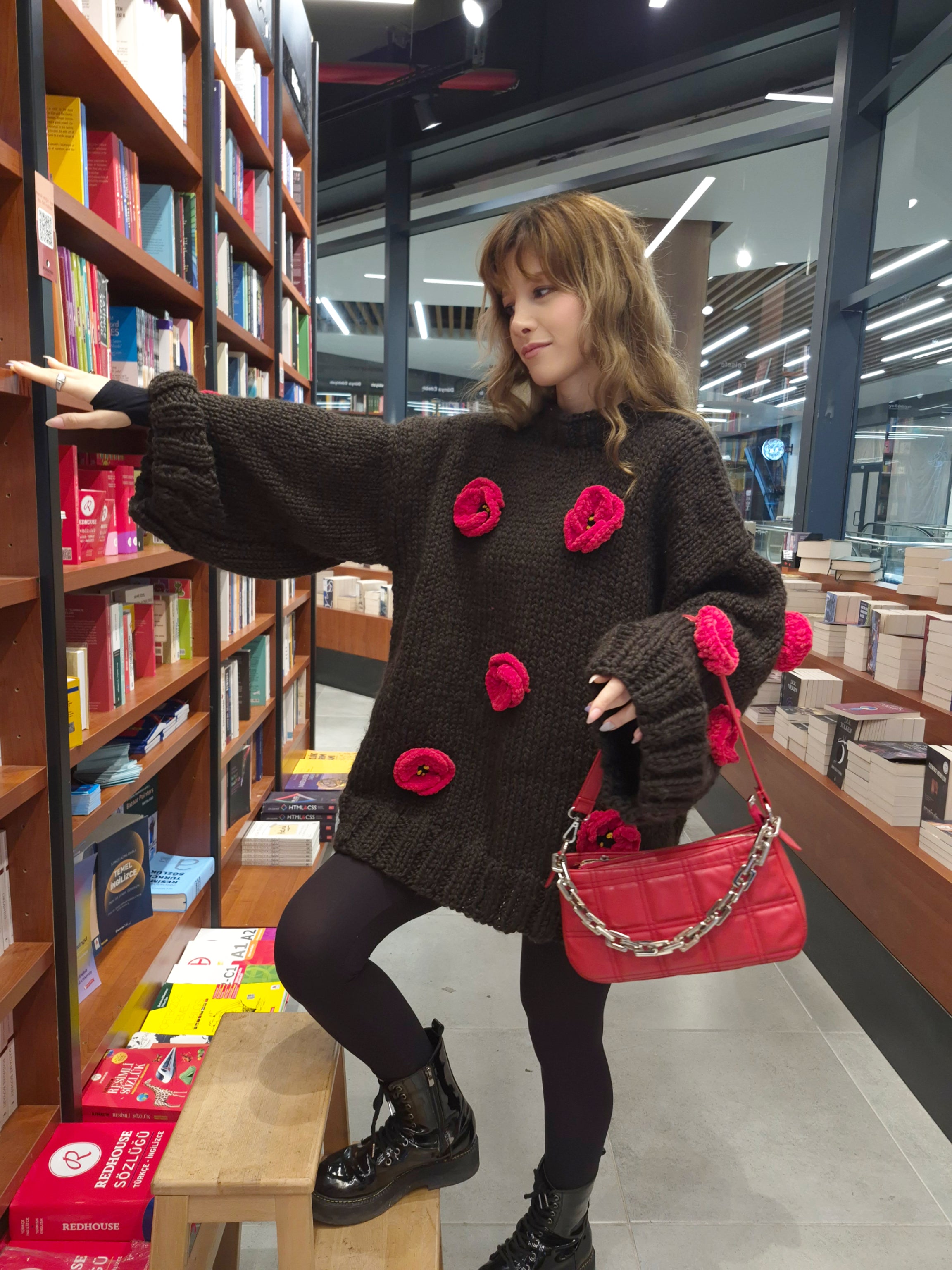 Hand-Knitted Chunky Oversized Bitter-Brown Long Sweater Dress with Bright Red Crocheted Poppy Flowers, Cozy Wool Blend Handmade Winter Knitwear, Thick Yarn Cottagecore Boho Aesthetic Oversized Knit Dress for Cold Weather