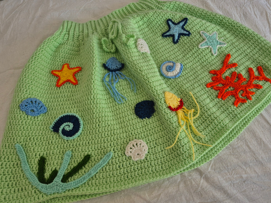 Mint Green Crocheted Crop Top & Mini Skater Skirt Set with Sea-Themed Appliqués – Mermaidcore Two-Piece, Whimsical Handmade Crochet Outfit, Artsy Coquette Knitwear, Soft Anti-Pilling Yarn, Festival & Photoshoot Set, Gift for Her