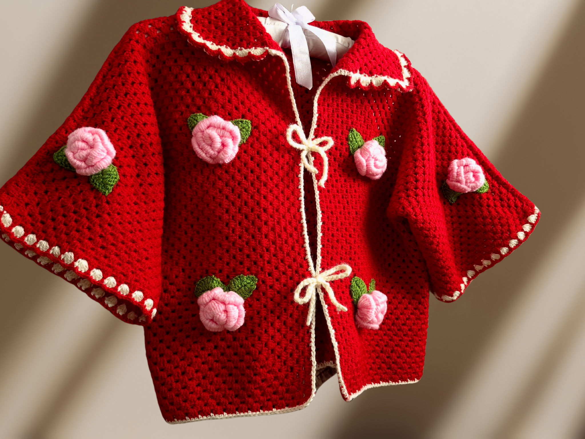 Red Crocheted Crop Top & Mini Skirt Set with Big Pink 3D Roses – Romantic 60s Soft-Girl Vibes