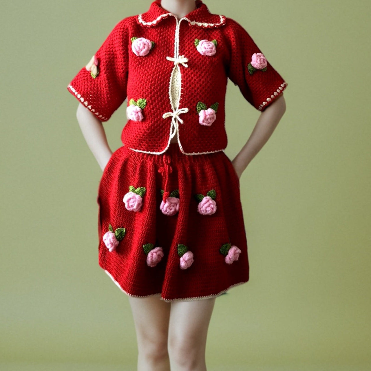 Red Crocheted Crop Top & Mini Skirt Set with Big Pink 3D Roses – Romantic 60s Soft-Girl Vibes