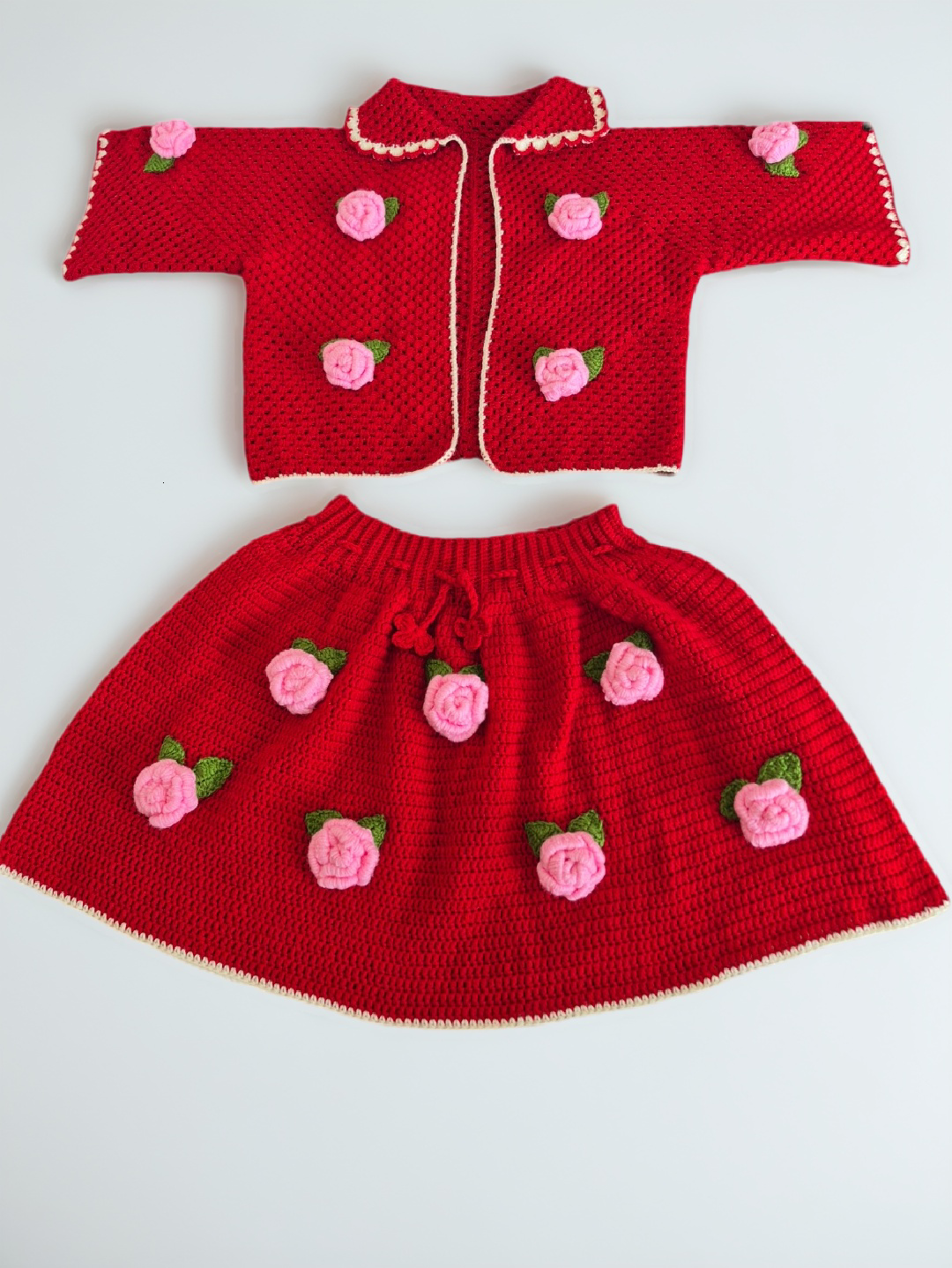 Red Crocheted Crop Top & Mini Skirt Set with Big Pink 3D Roses – Romantic 60s Soft-Girl Vibes