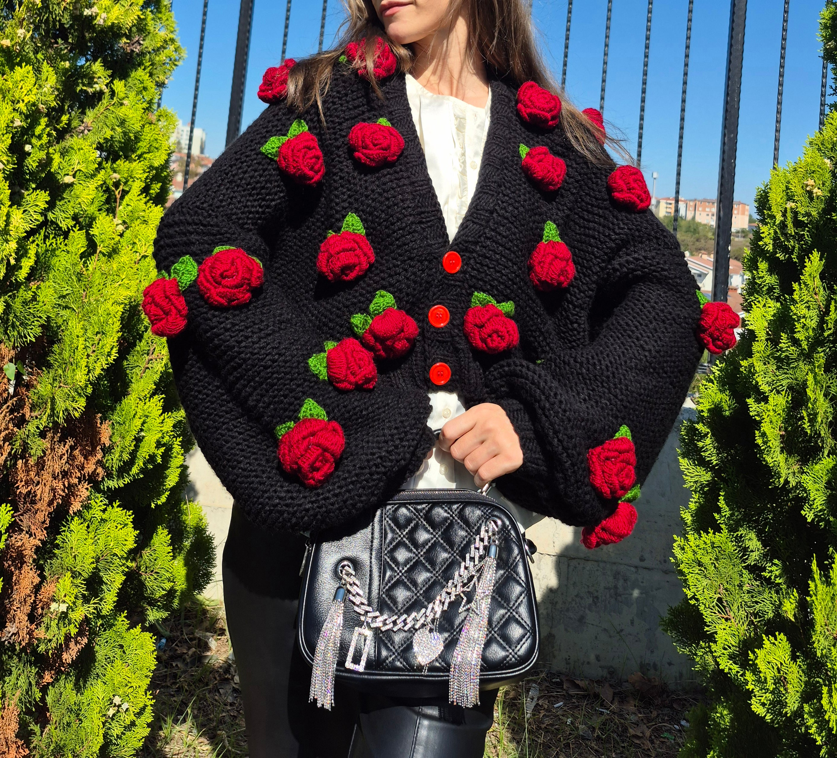 Chunky Oversized Hand-Knit MIRMIKA Cardigan with Vibrant Hand-Crocheted Red Roses